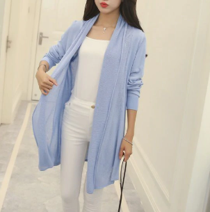 Fashionable Knitted Cardigan